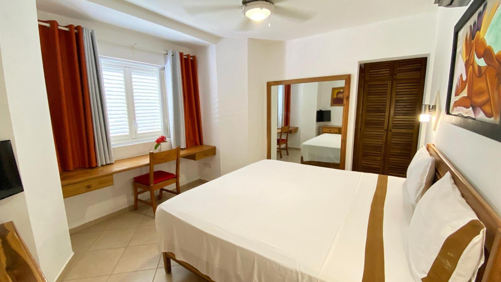 Albachiara Hotel - ลาสแตร์เรนาส ภายนอก รูปภาพ