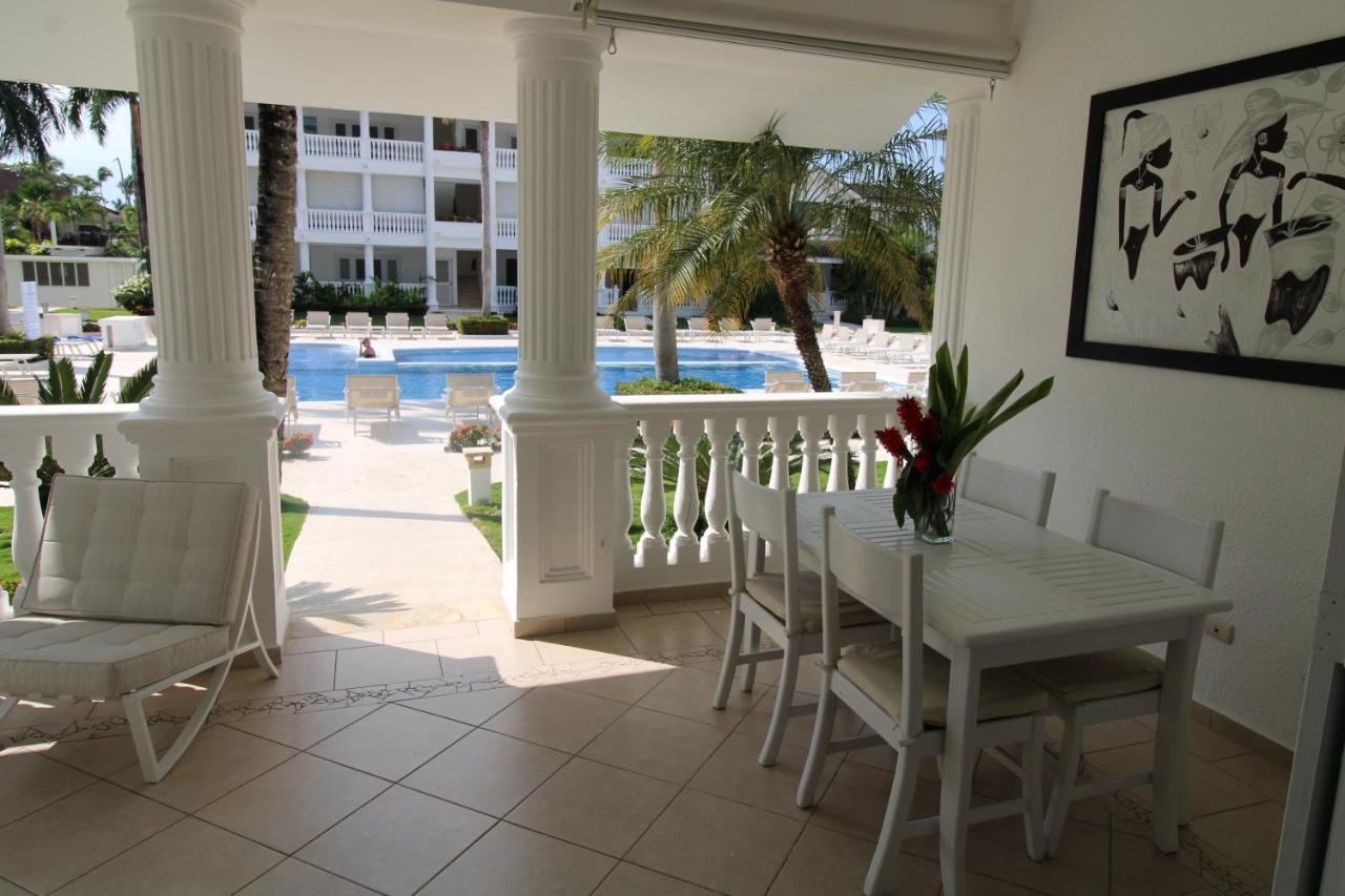 Albachiara Hotel - ลาสแตร์เรนาส ภายนอก รูปภาพ